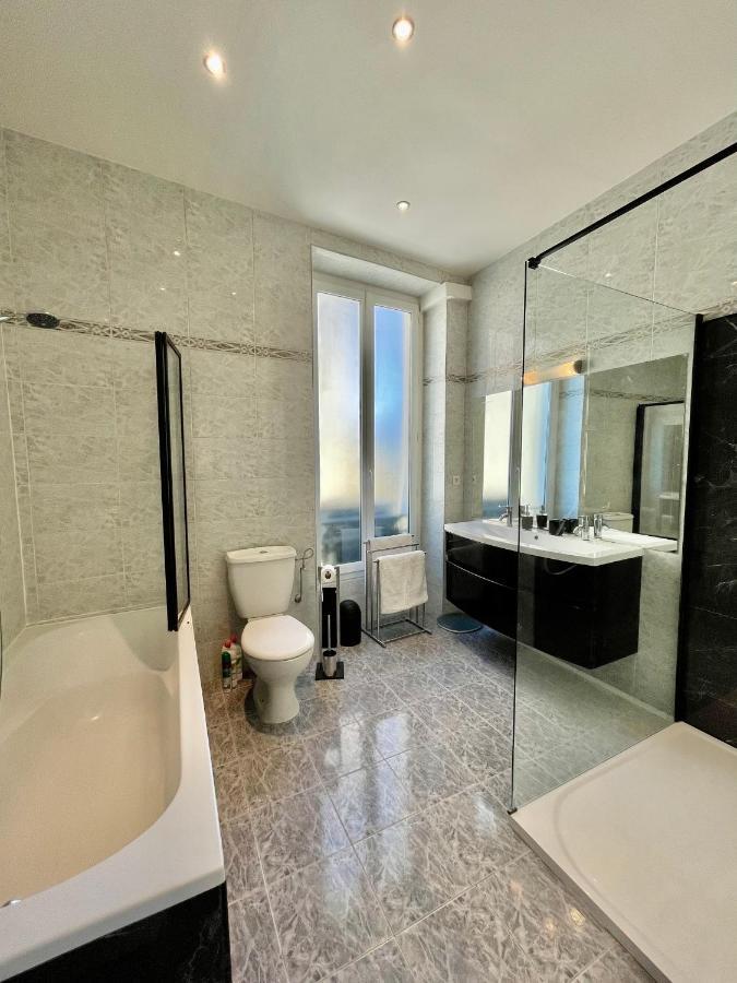 Spacious 3 Bedroom Flat Nice Center - Magnificent View-Parking Buitenkant foto